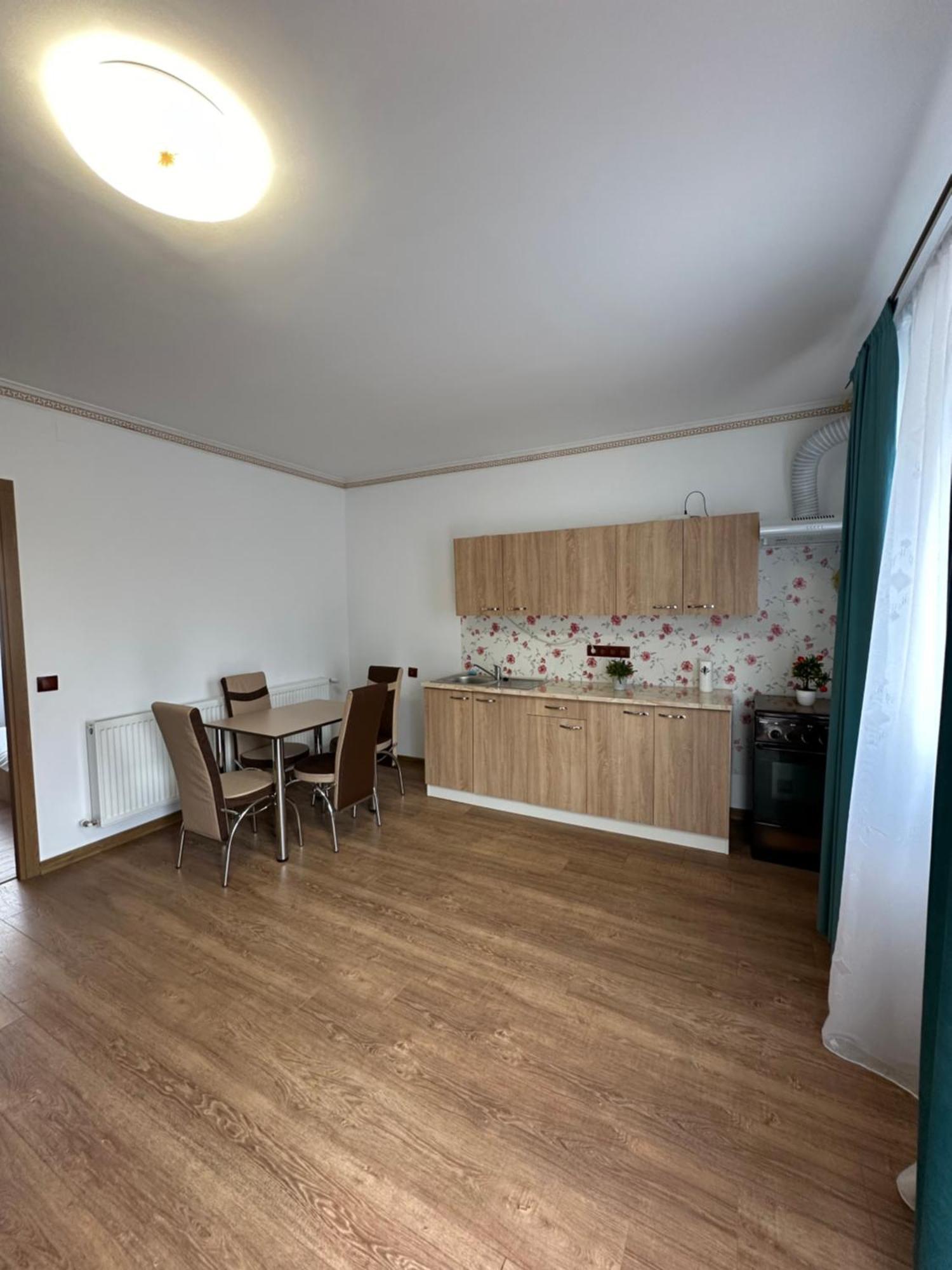 Apartament Pruneanu Cîmpia Turzii Exterior foto